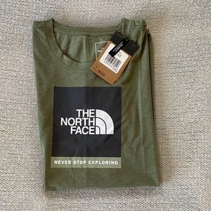 The North Face Green Tee Shirt Women's Large New!